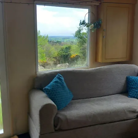 Landhuis Mahon Falls